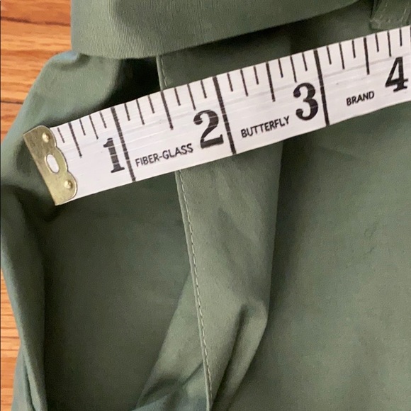 BP Army Green M Scalloped Shorts NWOT - Picture 4 of 6